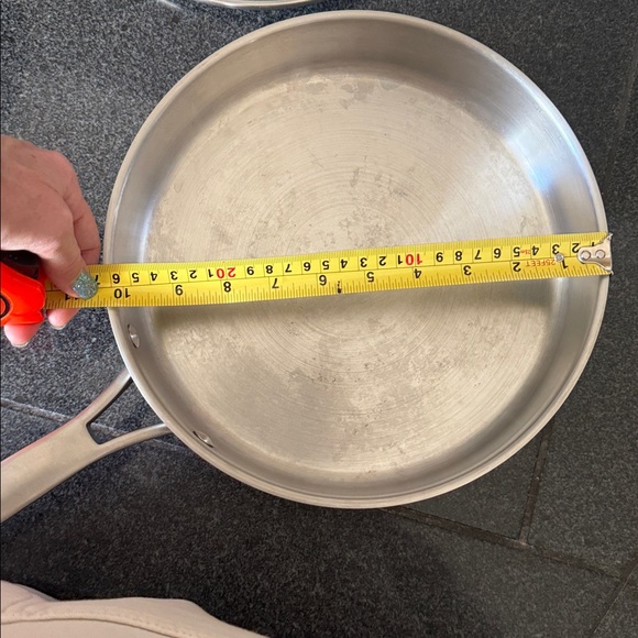 Calphalon Stainless Steel Frying Pan with Glass Lid 10.5” diameter - Picture 6 of 10